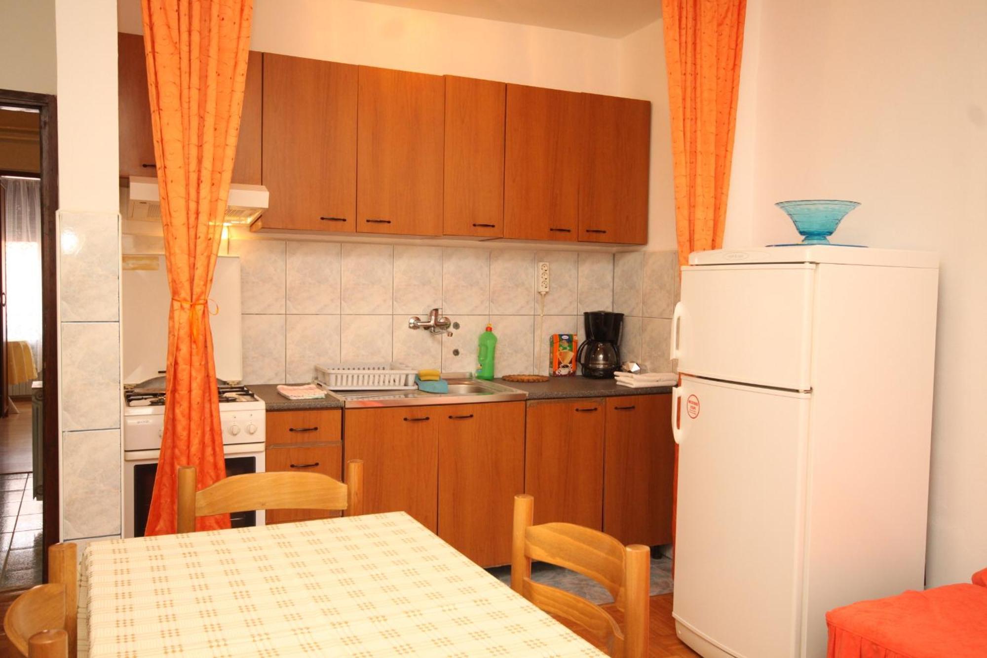 Apartments And Rooms With Parking Space Mali Lošinj Exterior foto
